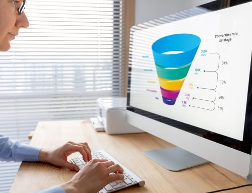¿Cómo configurar un embudo de conversión en Google Analytics?